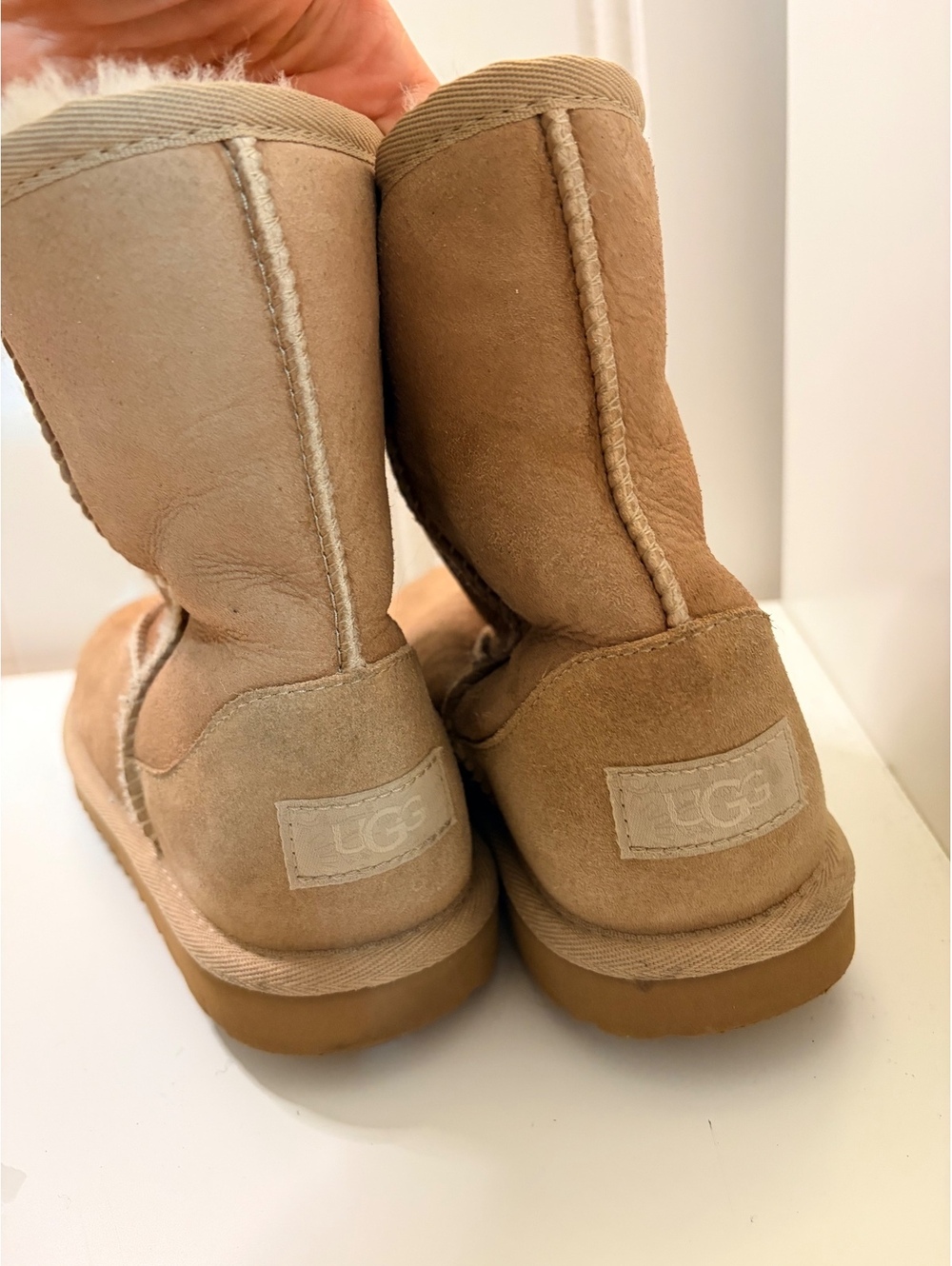 UGG Classic II Short Boots Chestnut Brown Suede Youth Size 3 / EU 35